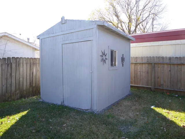 $1,850 | 2911 Mariner Drive, League City, TX 77573