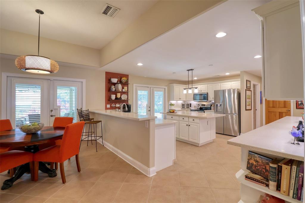 2771 Camden Road Clearwater, FL 33759 - Photo 14 of 70