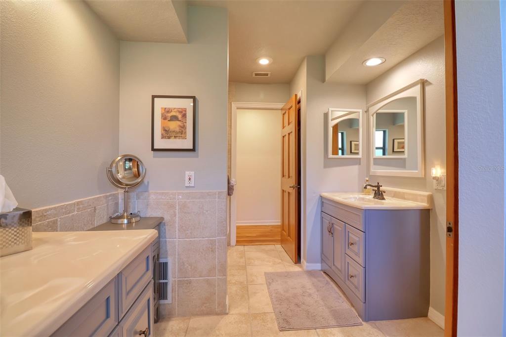 2771 Camden Road Clearwater, FL 33759 - Photo 32 of 70