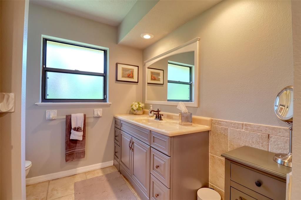 2771 Camden Road Clearwater, FL 33759 - Photo 34 of 70