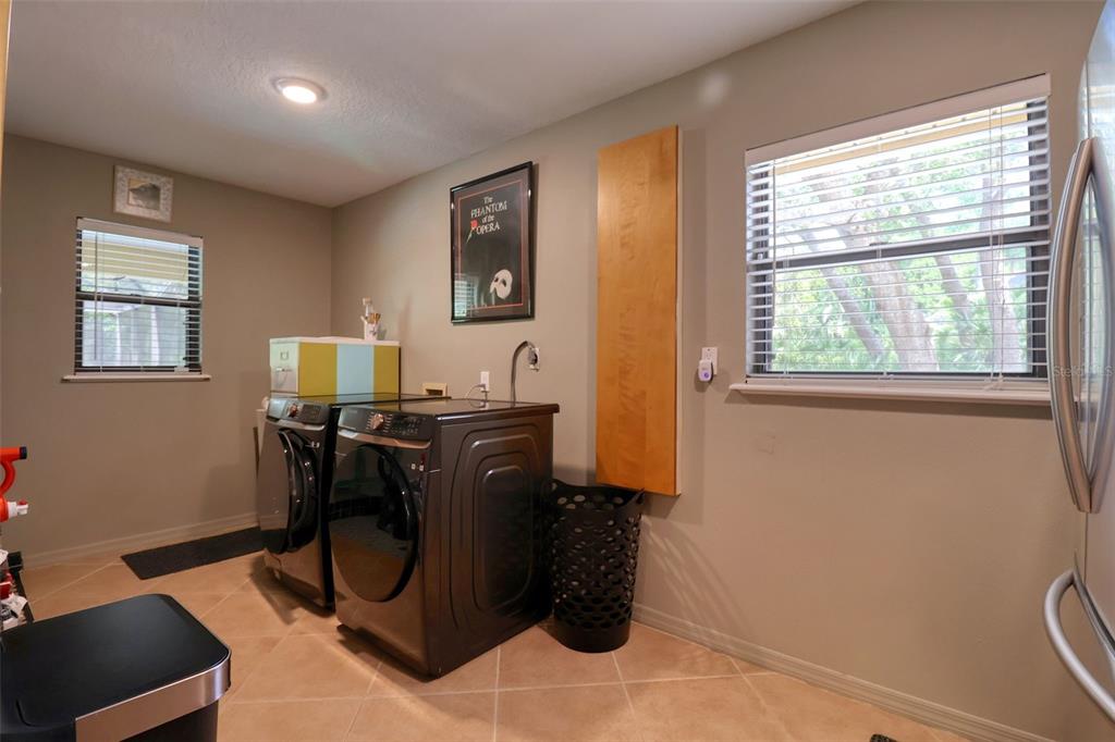 2771 Camden Road Clearwater, FL 33759 - Photo 38 of 70