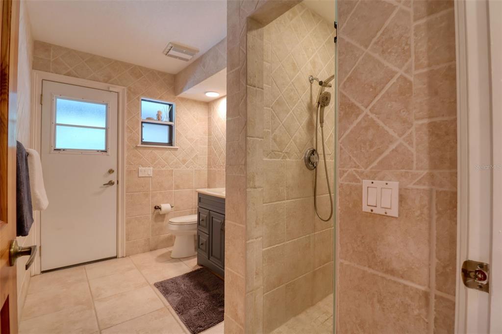 2771 Camden Road Clearwater, FL 33759 - Photo 40 of 70