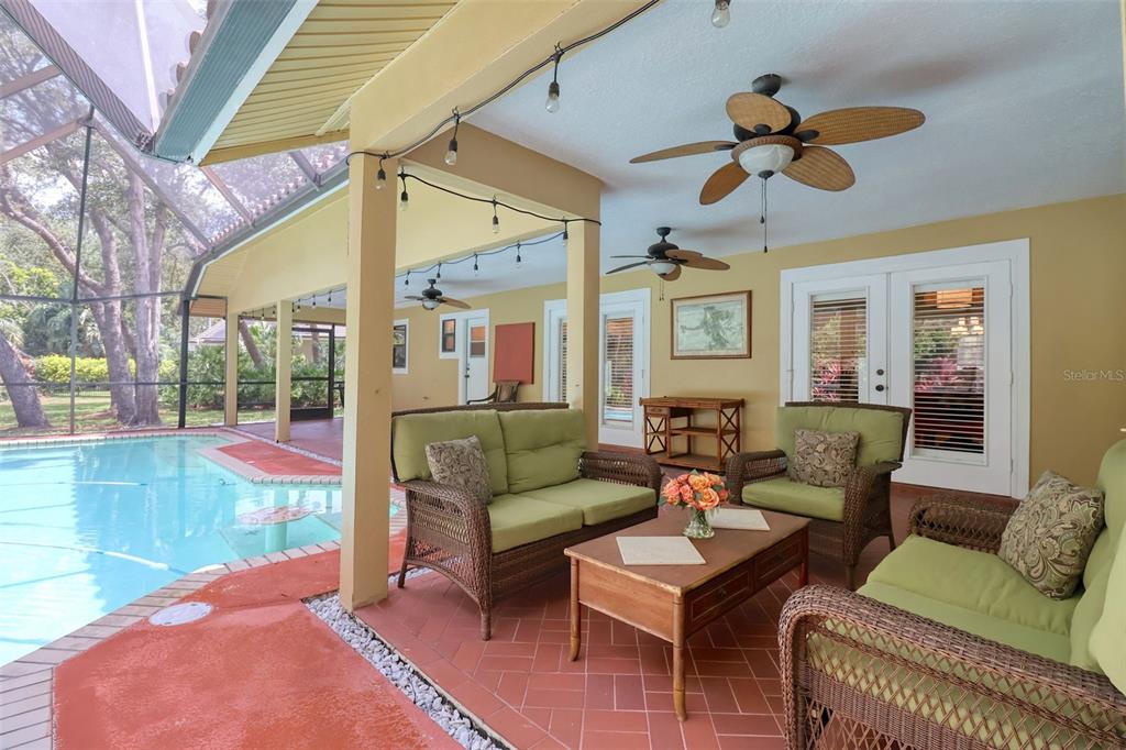 2771 Camden Road Clearwater, FL 33759 - Photo 51 of 70