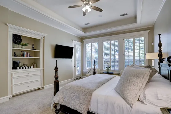 $8,500 | 127 East Bracebridge Circle, The Woodlands, TX 77382