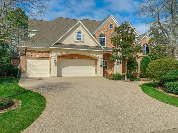$8,500 | 127 East Bracebridge Circle, The Woodlands, TX 77382