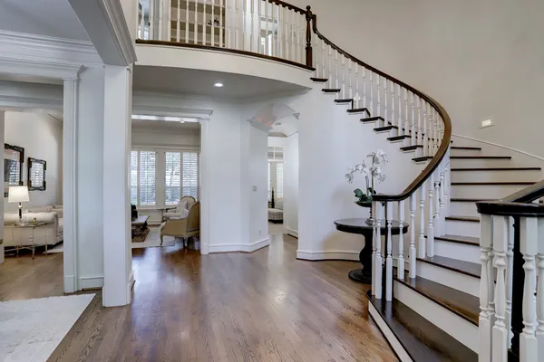 $8,500 | 127 East Bracebridge Circle, The Woodlands, TX 77382