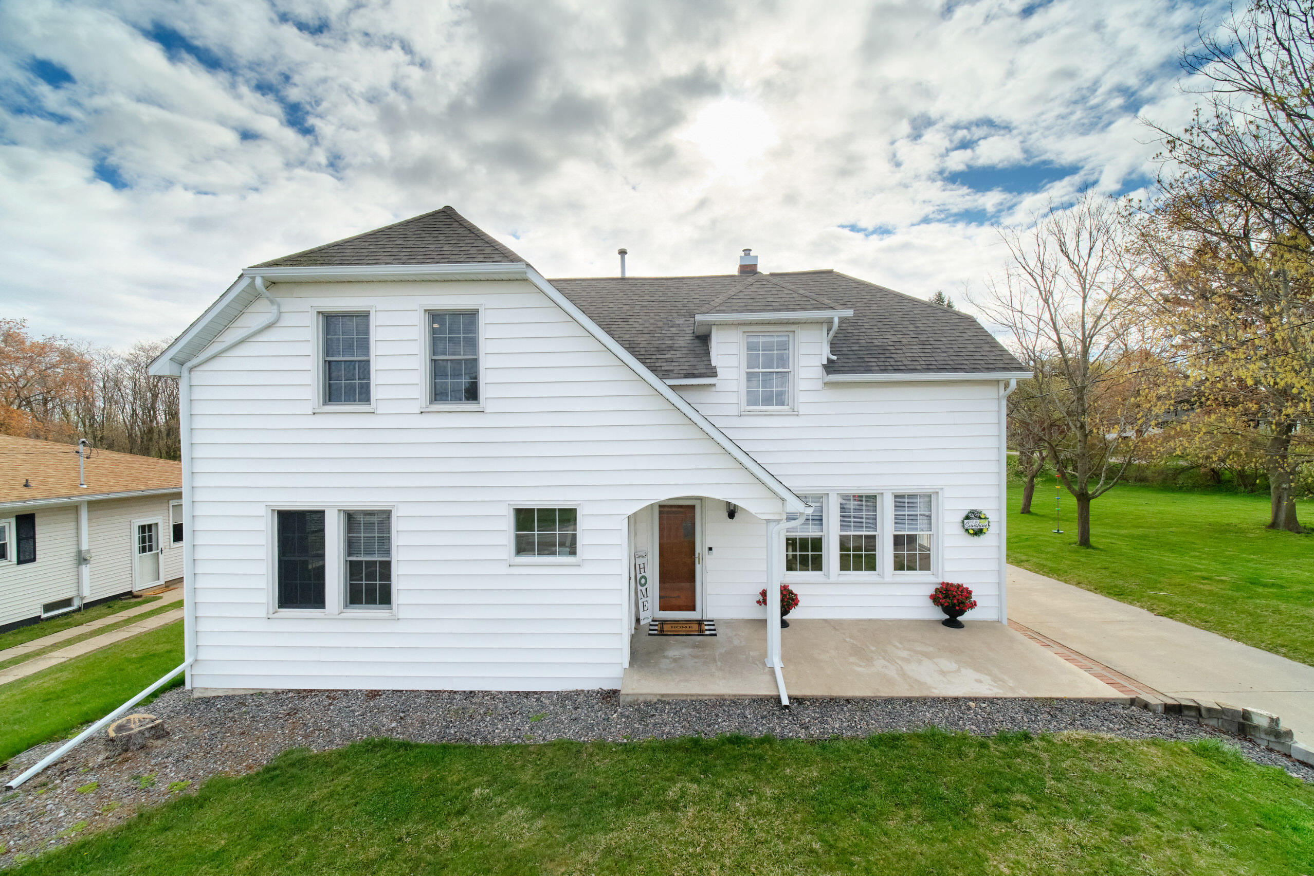 1199 Maple Road Manistee, MI 49660 - Photo 48 of 63 1199_Maple_St-51