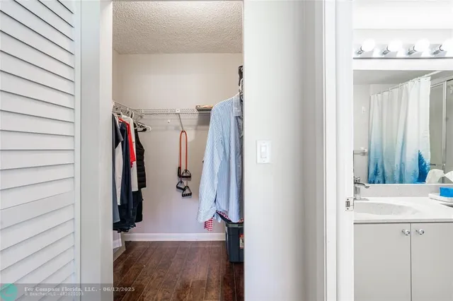 a car parked in front of a building