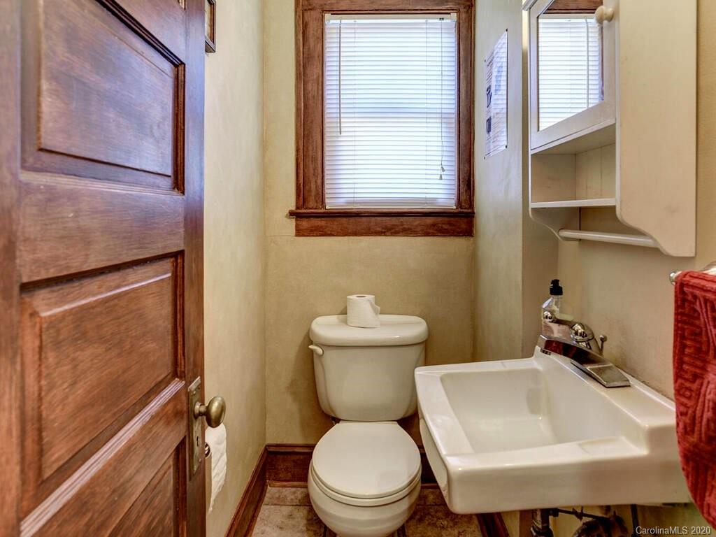 15 Longview Road Asheville, NC 28806 - Photo 22 of 25 Gallery Image 22