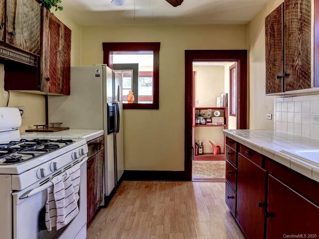 15 Longview Road Asheville, NC 28806 - Photo 10 of 25 Gallery Image 10