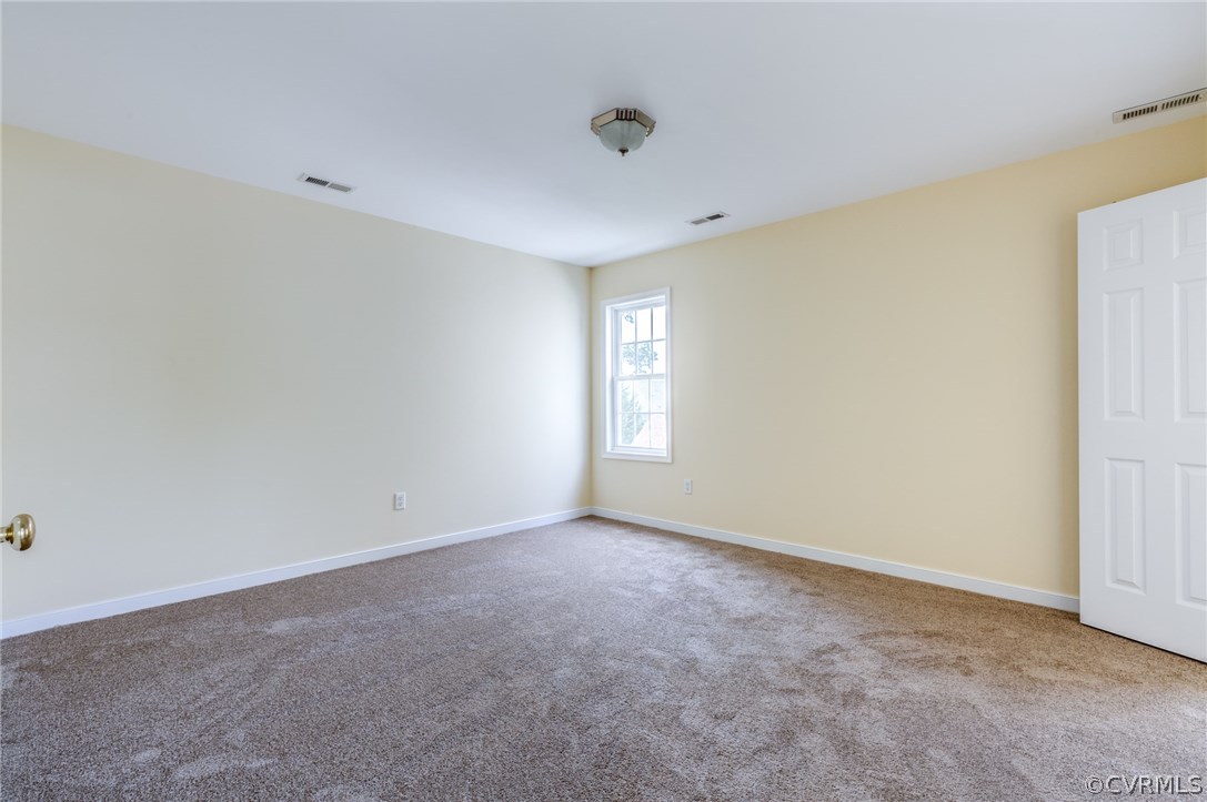 9601 Dunroming Road Chesterfield, VA 23832 - Photo 26 of 34 a view of an empty room with a window