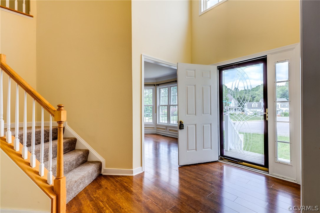 9601 Dunroming Road Chesterfield, VA 23832 - Photo 9 of 34 a view of an entryway with wooden floor