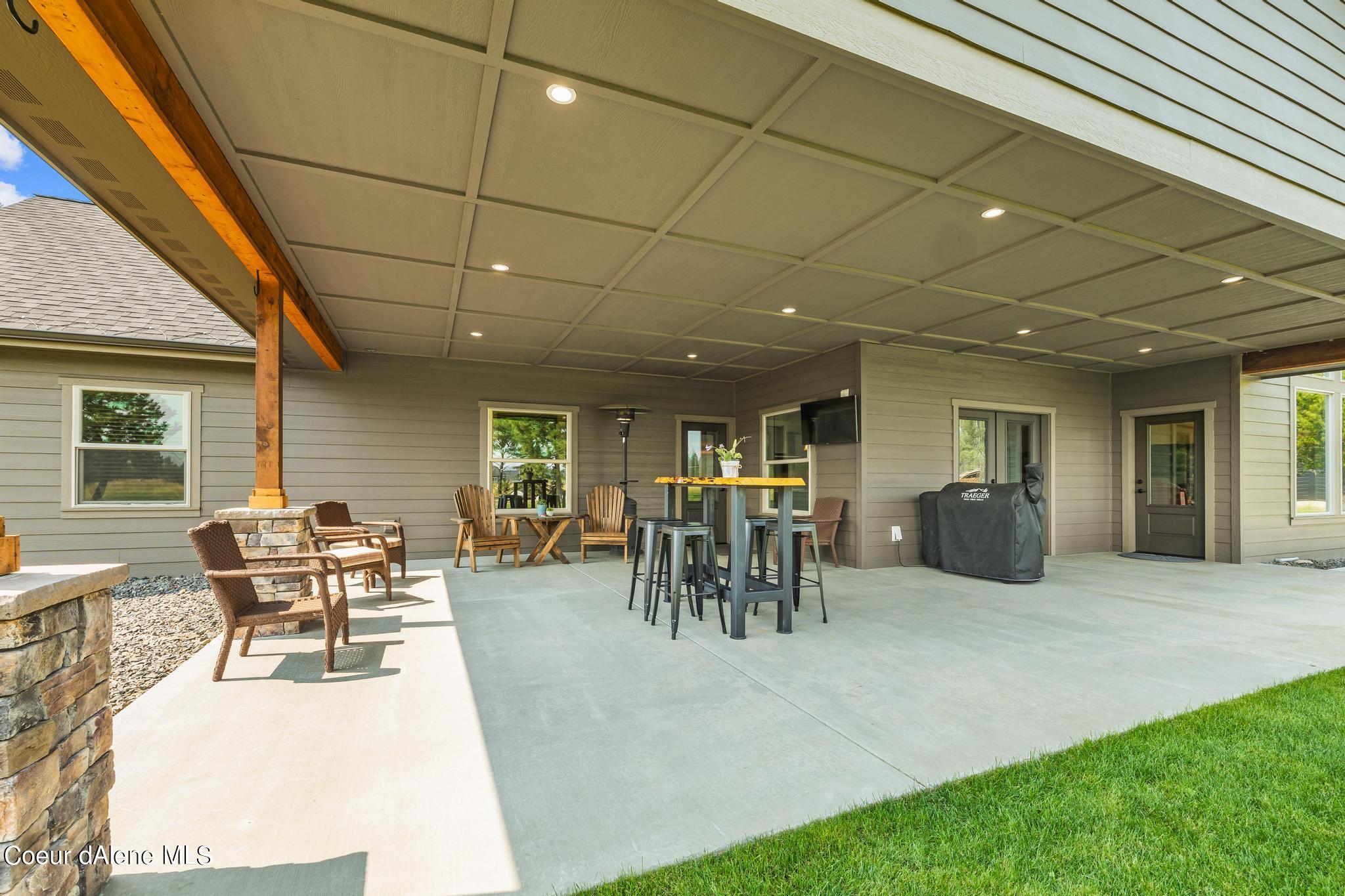 23908 North Citadel Road Rathdrum, ID 83858 - Photo 37 of 46 Covered Patio 3