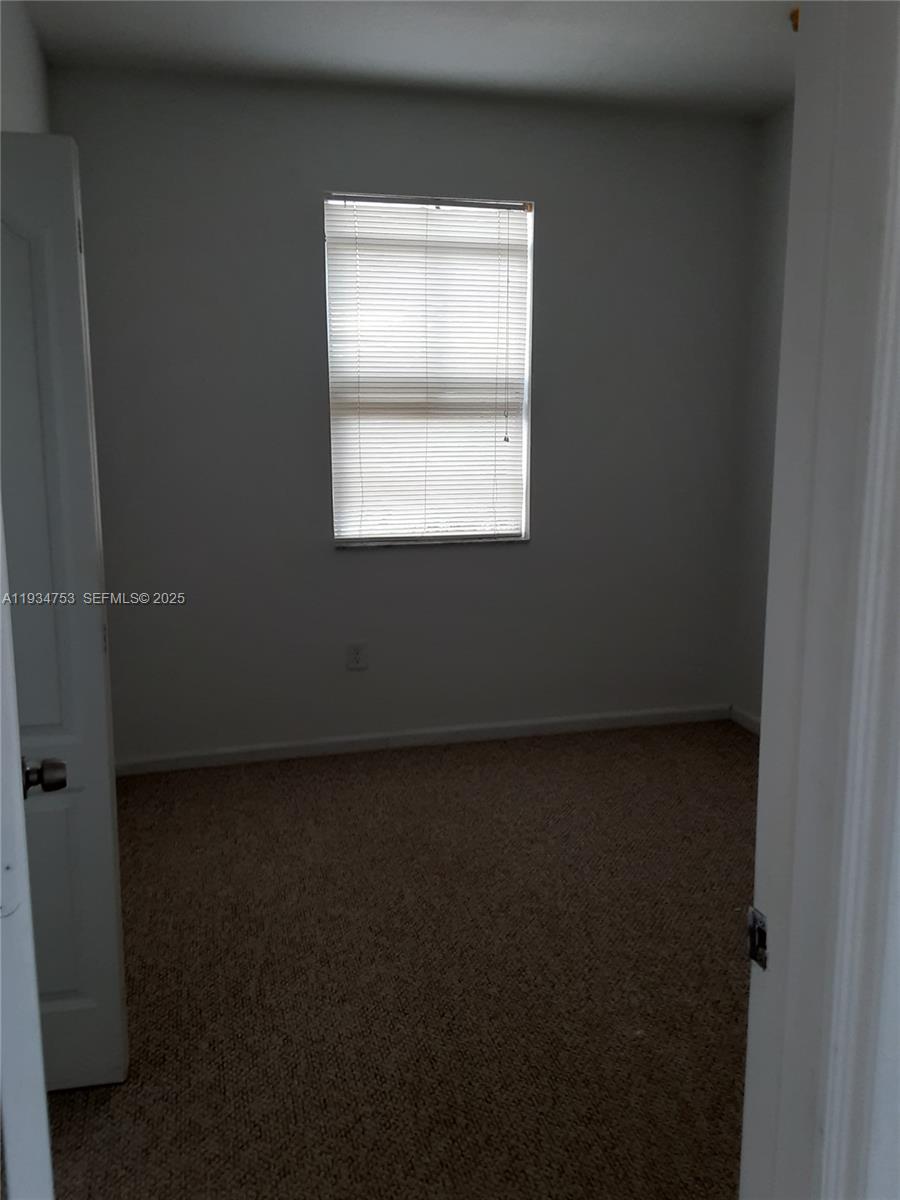 3760 Northeast 9th Court Homestead, FL 33033 - Photo 12 of 19