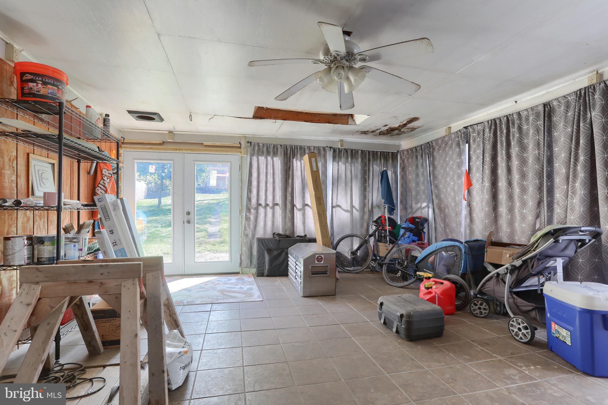 5558 Elizabethtown Road Palmyra, PA 17078 - Photo 20 of 41 sunroom