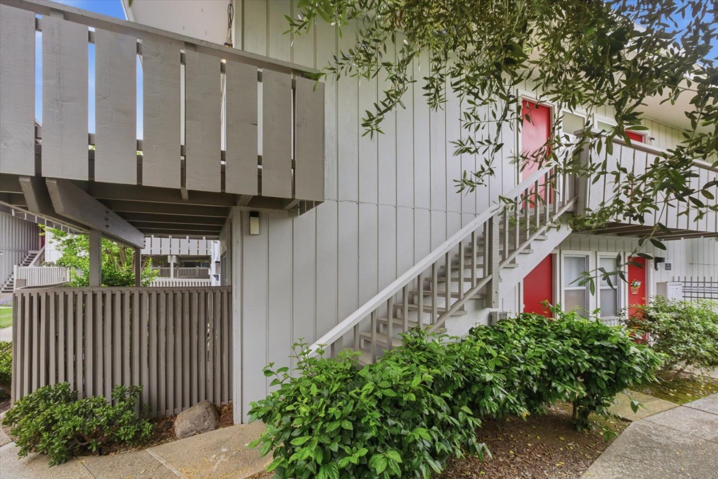 255 South Rengstorff Avenue, Unit 58 Mountain View, CA 94040 - Photo 1 of 27