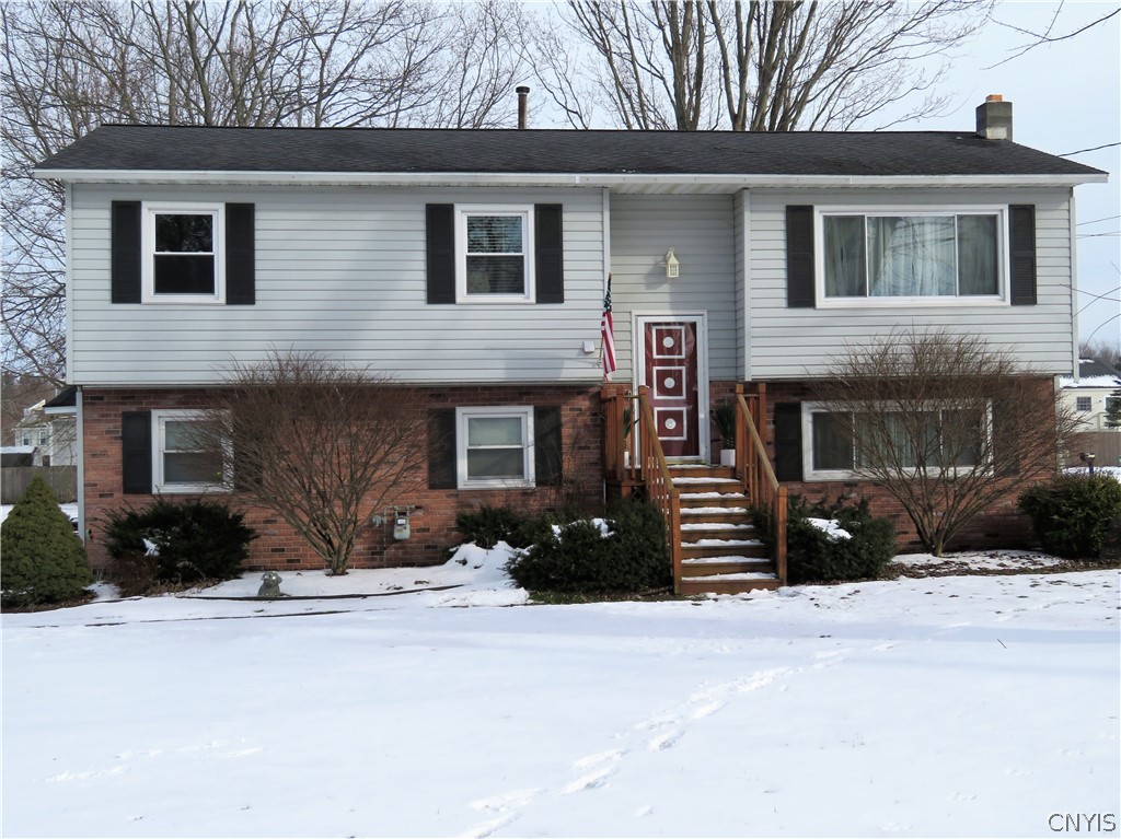8440 Button Road Cicero, NY 13039 - Photo 1 of 1 Beautiful Raised Ranch - Full exterior view with p