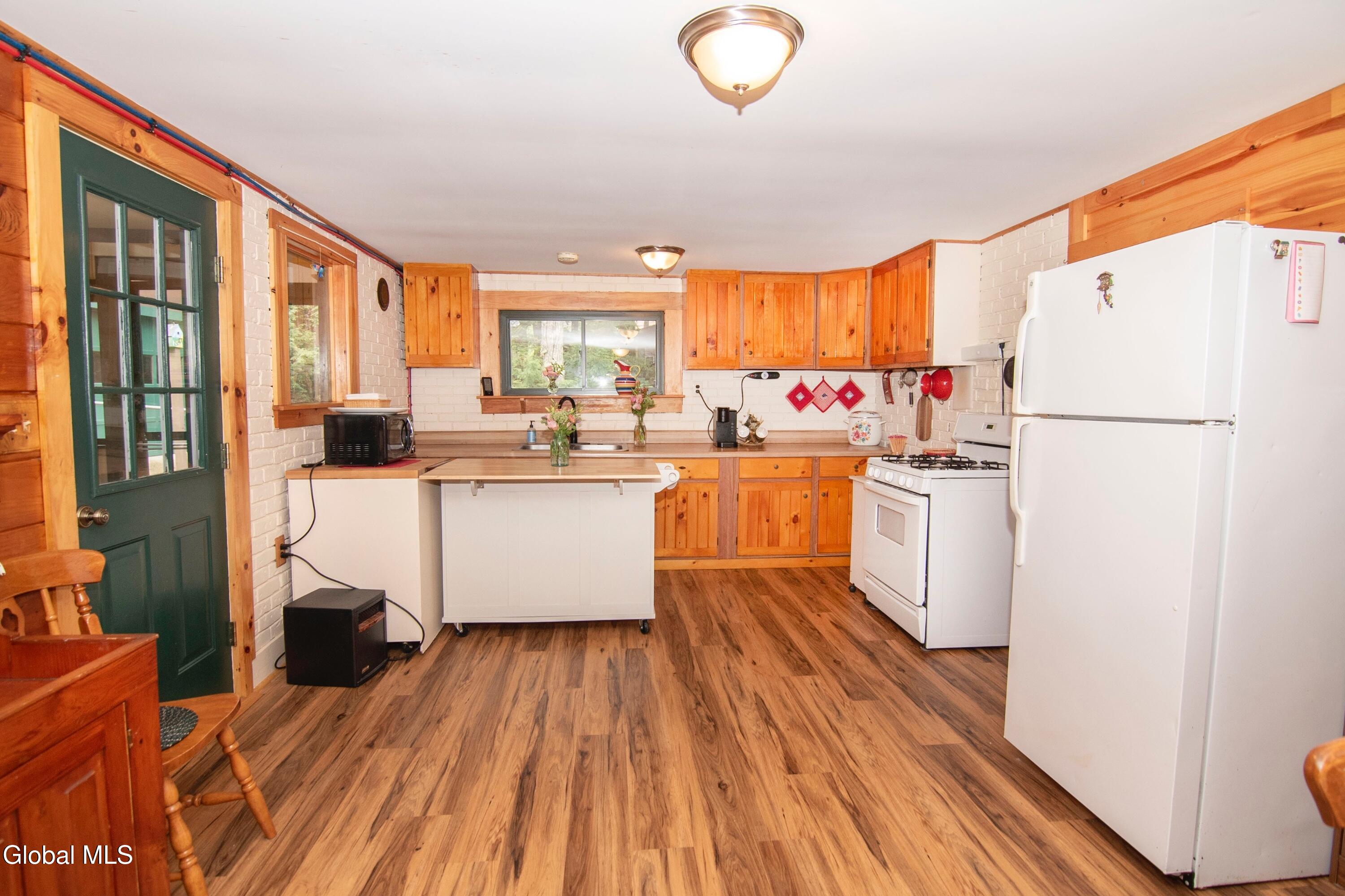 89 Hunt Lake Road Corinth, NY 12822 - Photo 39 of 78 photo_038