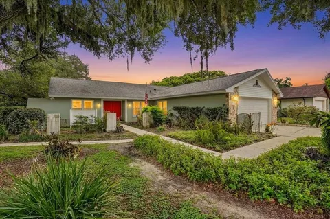 $375,000 | 1013 Black Knight Drive, Valrico, FL 33594