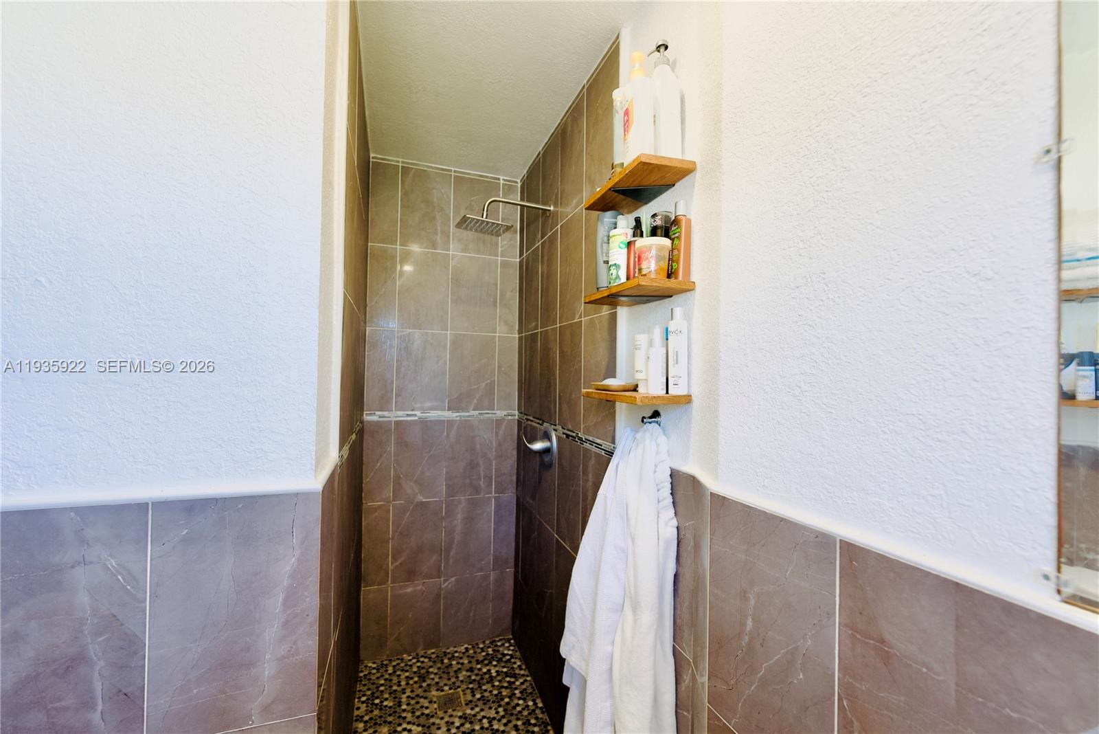 14515 Southwest 105th Court Miami, FL 33176 - Photo 15 of 26