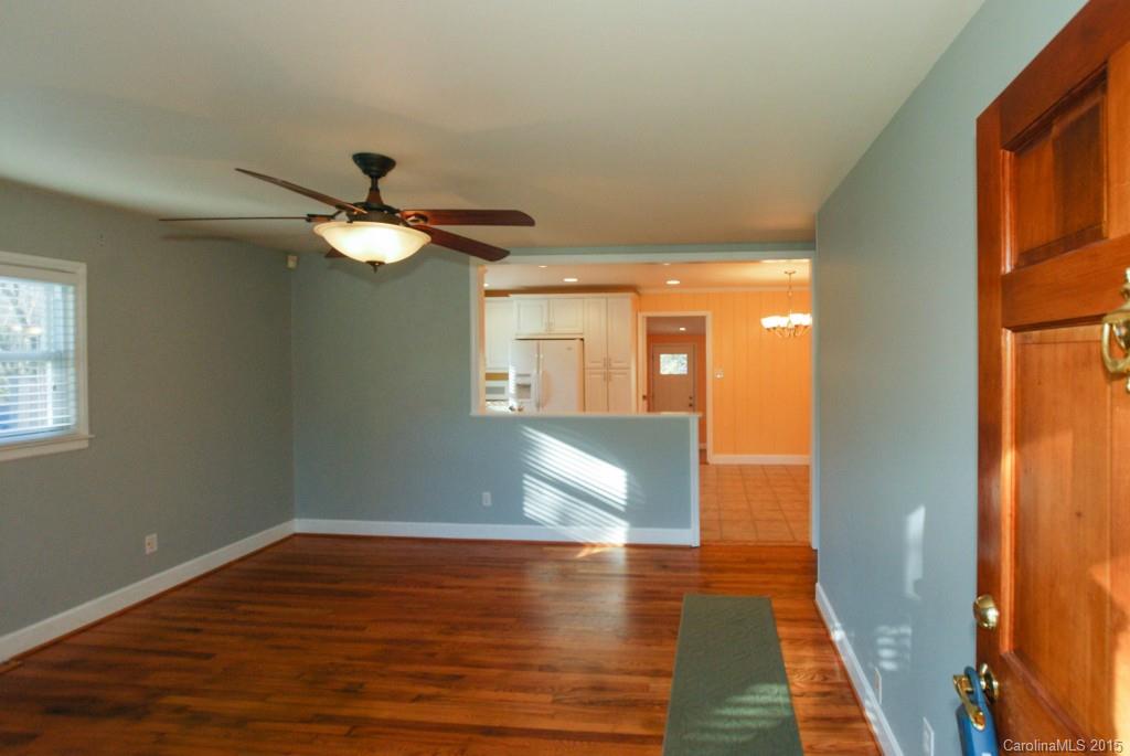 3810 Litchfield Road Charlotte, NC 28211 - Photo 3 of 19 Gallery Image 3