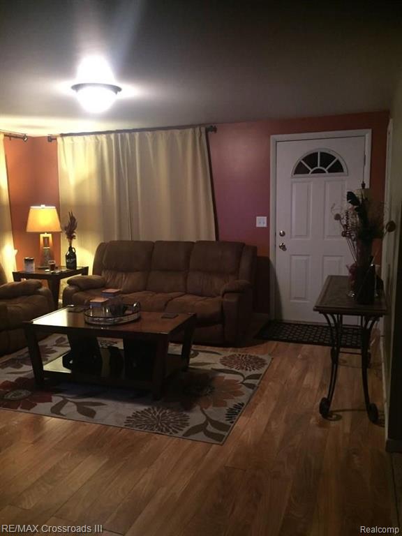 12835 Tuttle Hill Road Willis, MI 48191 - Photo 3 of 4