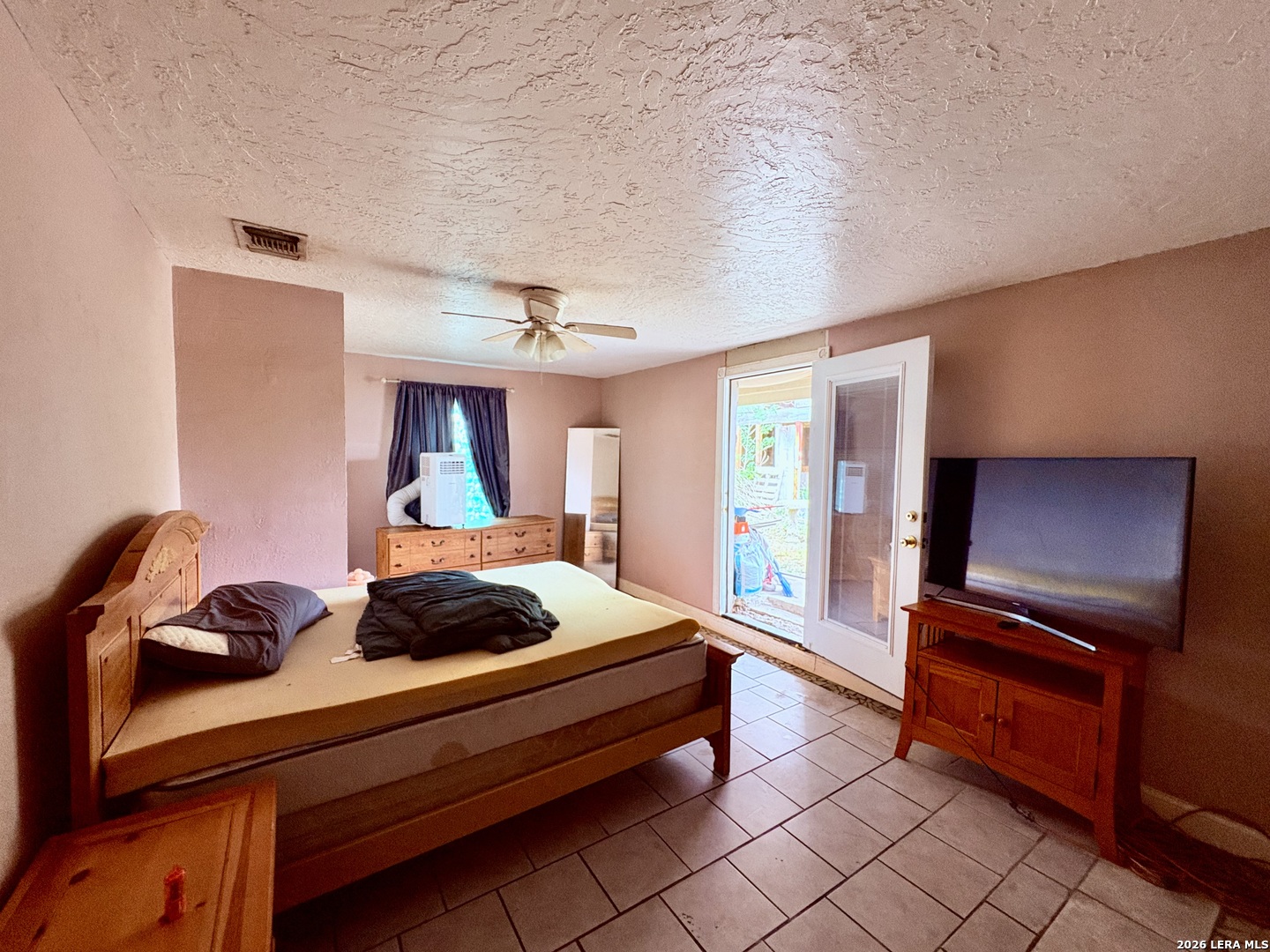 3233 Yucca Loop Eagle Pass, TX 78852 - Photo 5 of 11