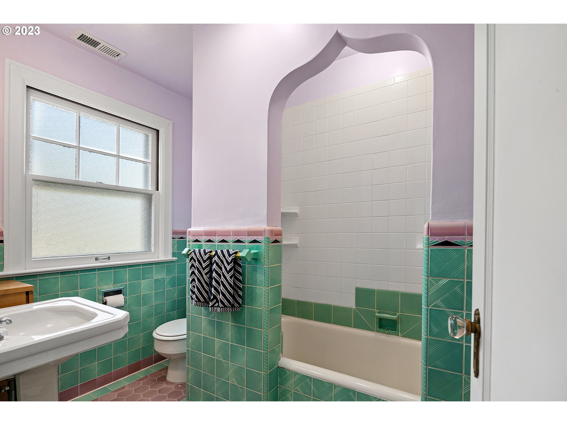 6340 Southeast Reed College Place Portland, OR 97202 - Photo 38 of 40 Gallery Image 38