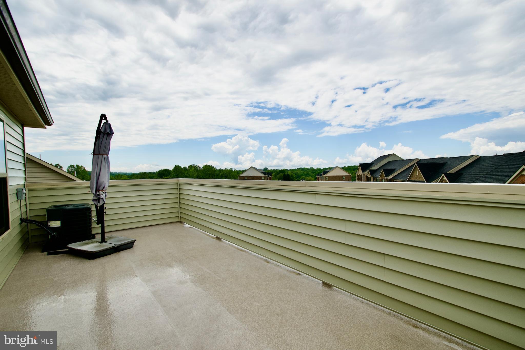 10810 Norbourne Farm Road Upper Marlboro, MD 20772 - Photo 32 of 38 a view of a terrace