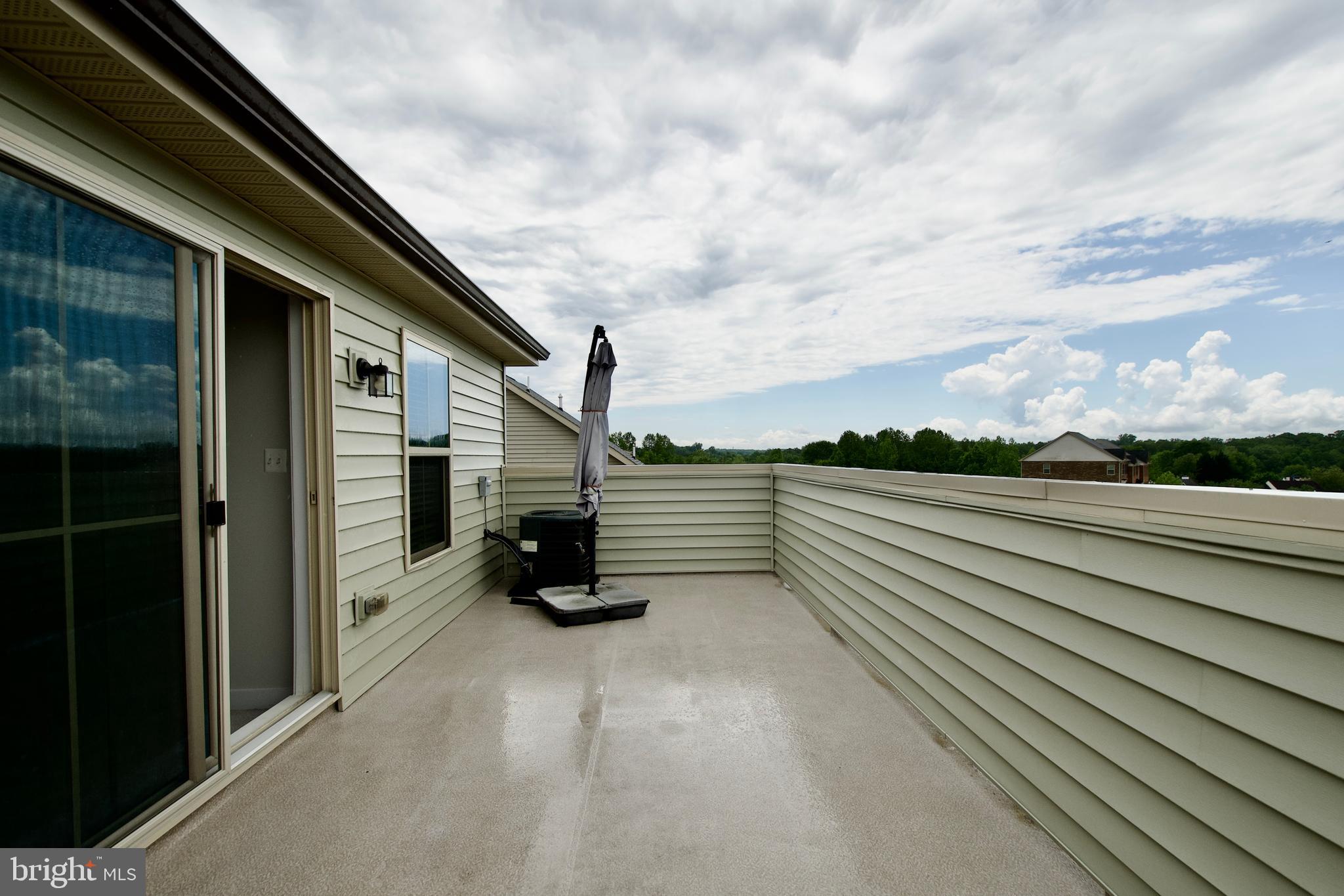 10810 Norbourne Farm Road Upper Marlboro, MD 20772 - Photo 33 of 38 a view of balcony