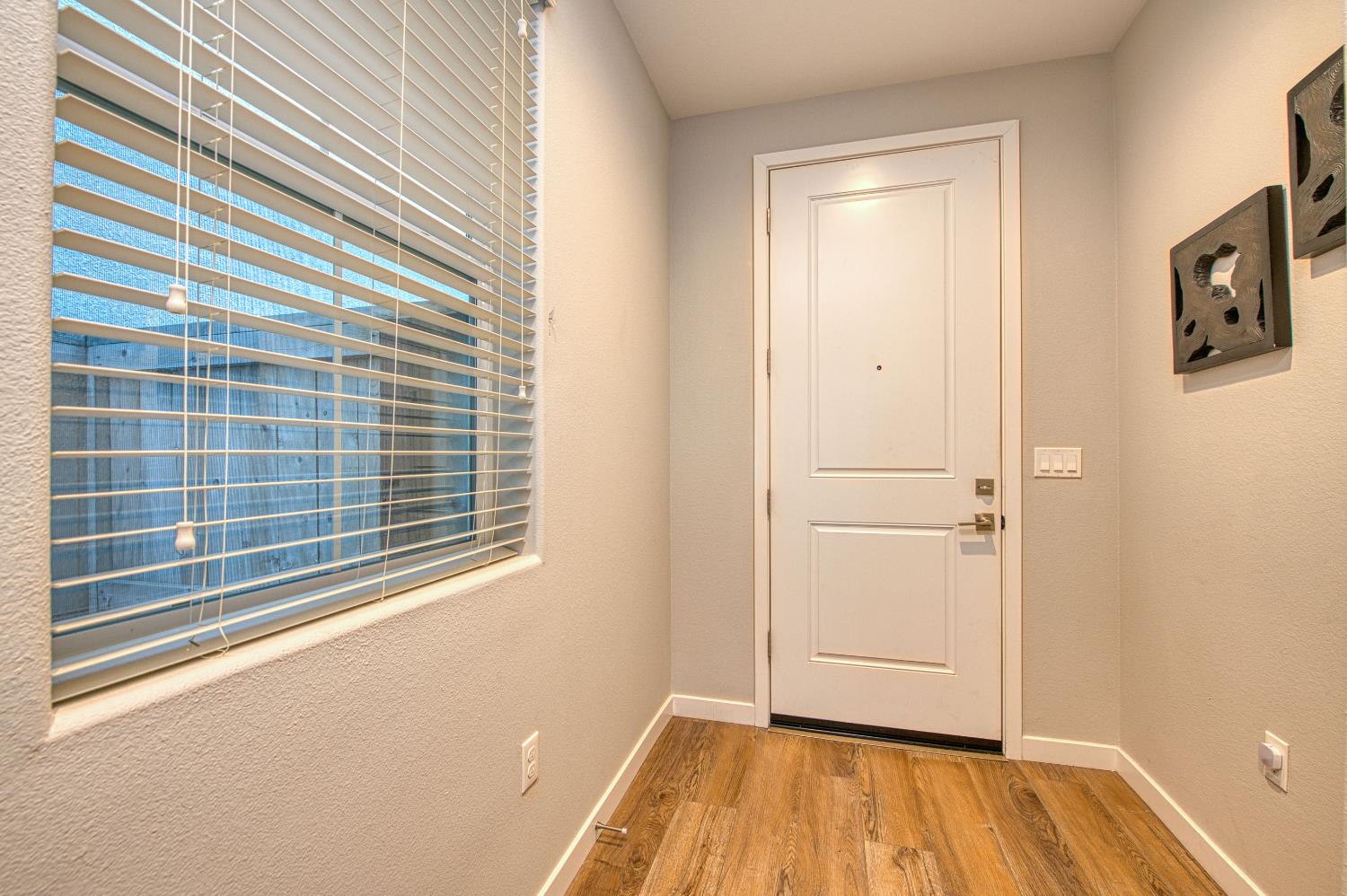 580 McCaffrey Way Madera, CA 93636 - Photo 4 of 42