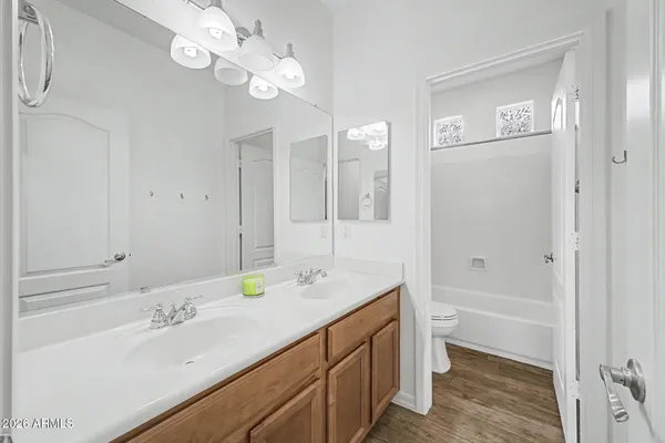 $725,000 | 3371 East Horseshoe Drive, Chandler, AZ 85249