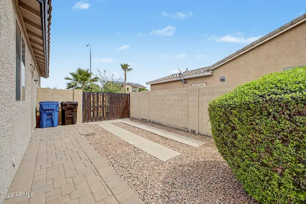 $725,000 | 3371 East Horseshoe Drive, Chandler, AZ 85249