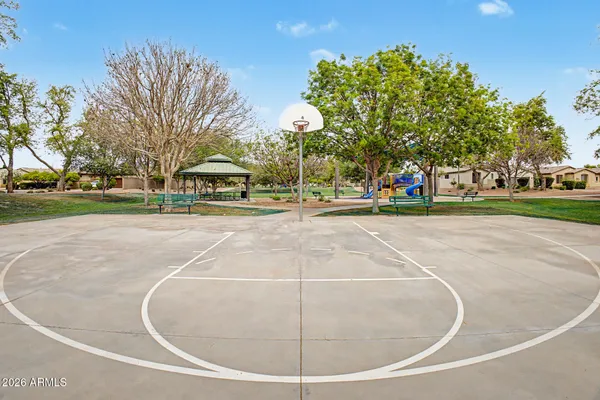 $725,000 | 3371 East Horseshoe Drive, Chandler, AZ 85249