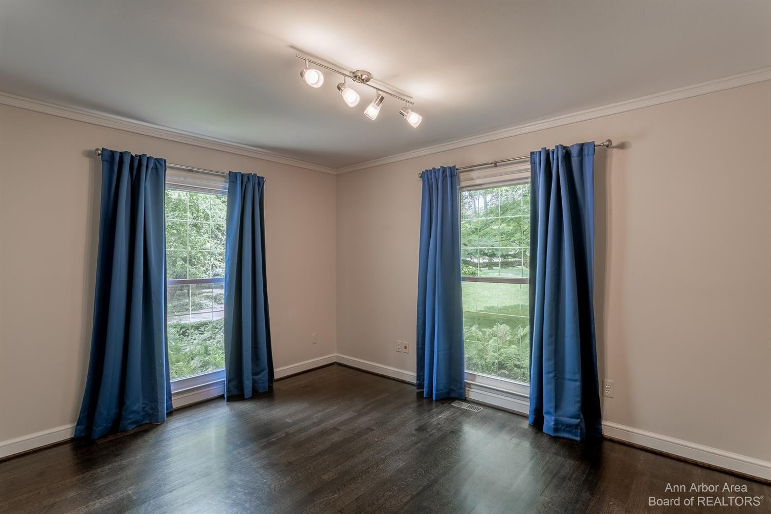 2834 Newport Road Ann Arbor, MI 48103 - Photo 19 of 40 Photo 19