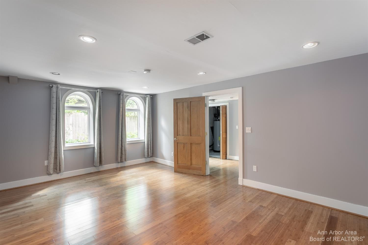 2834 Newport Road Ann Arbor, MI 48103 - Photo 25 of 40 Photo 25