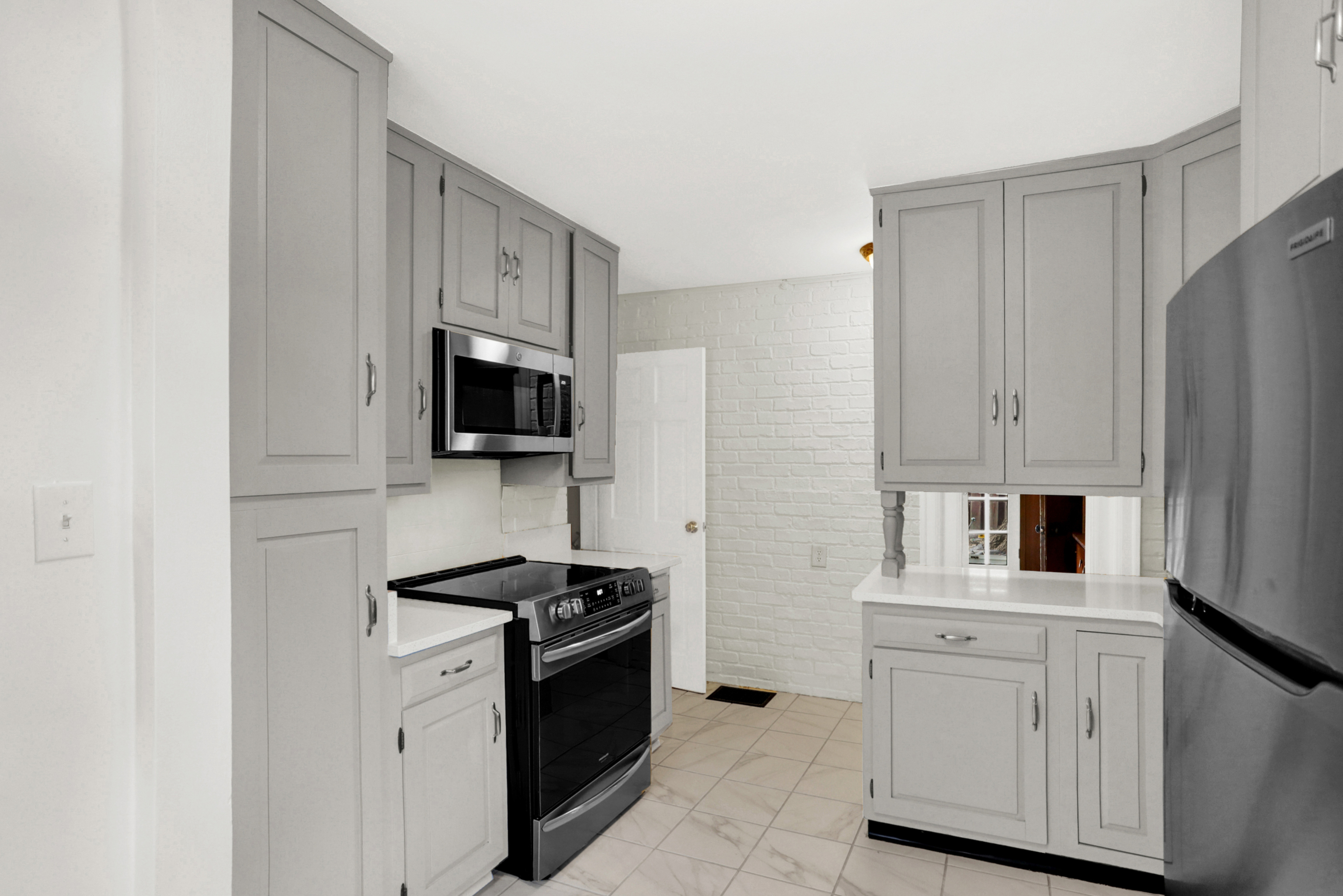 714 Berkley Road Indianapolis, IN 46208 - Photo 21 of 70