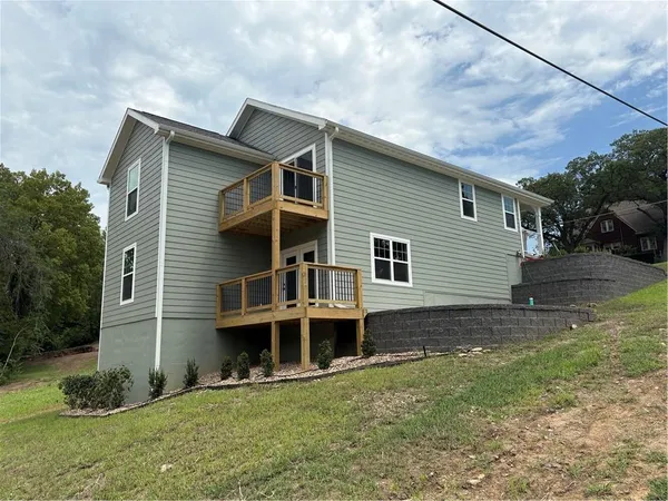 $419,000 | 605 Washington Street, Atchison, KS 66002