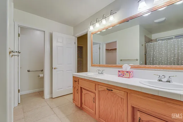 $459,000 | Undisclosed Address, Bakersfield, CA 93312