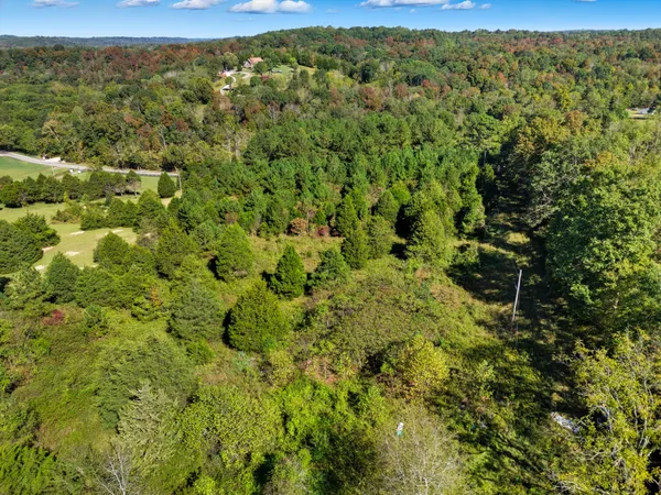 $175,000 | 1340 Herschal Lyles Road, Westmoreland, TN 37186