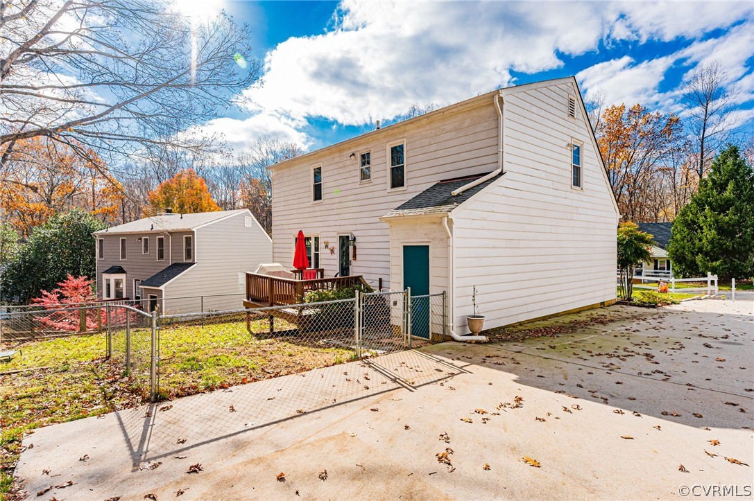 1313 Oldbury Road Midlothian, VA 23113 - Photo 9 of 41