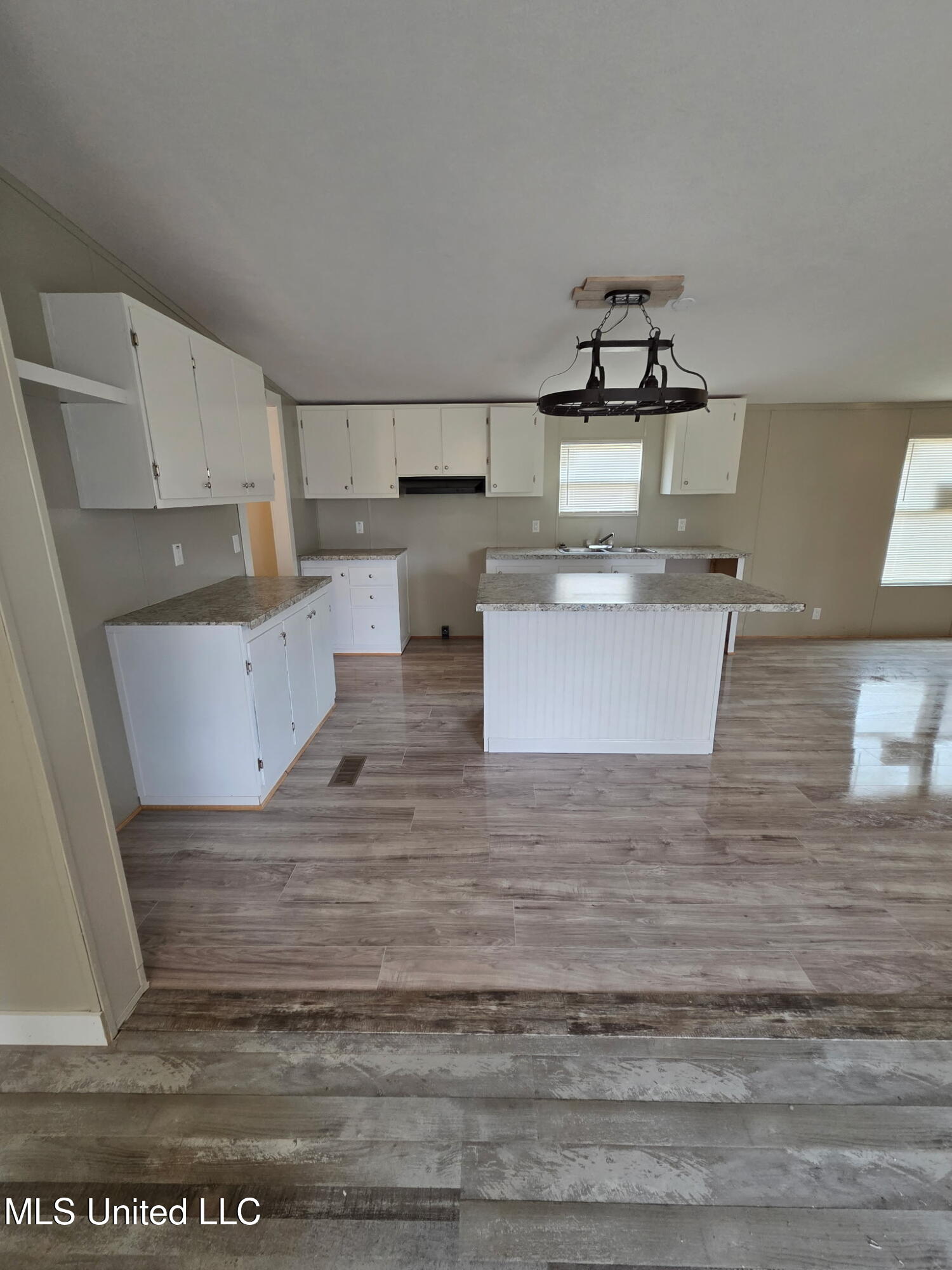 1276 Macedonia Road Ellisville, MS 39437 - Photo 4 of 27 5349868321103317073