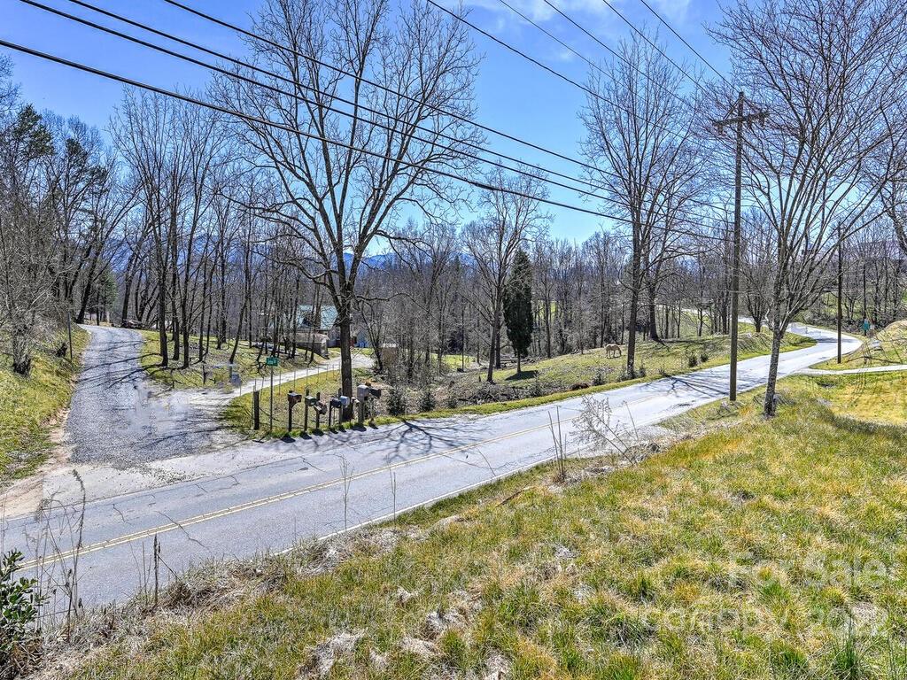 1333 Newfound Road Canton, NC 28716 - Photo 23 of 26