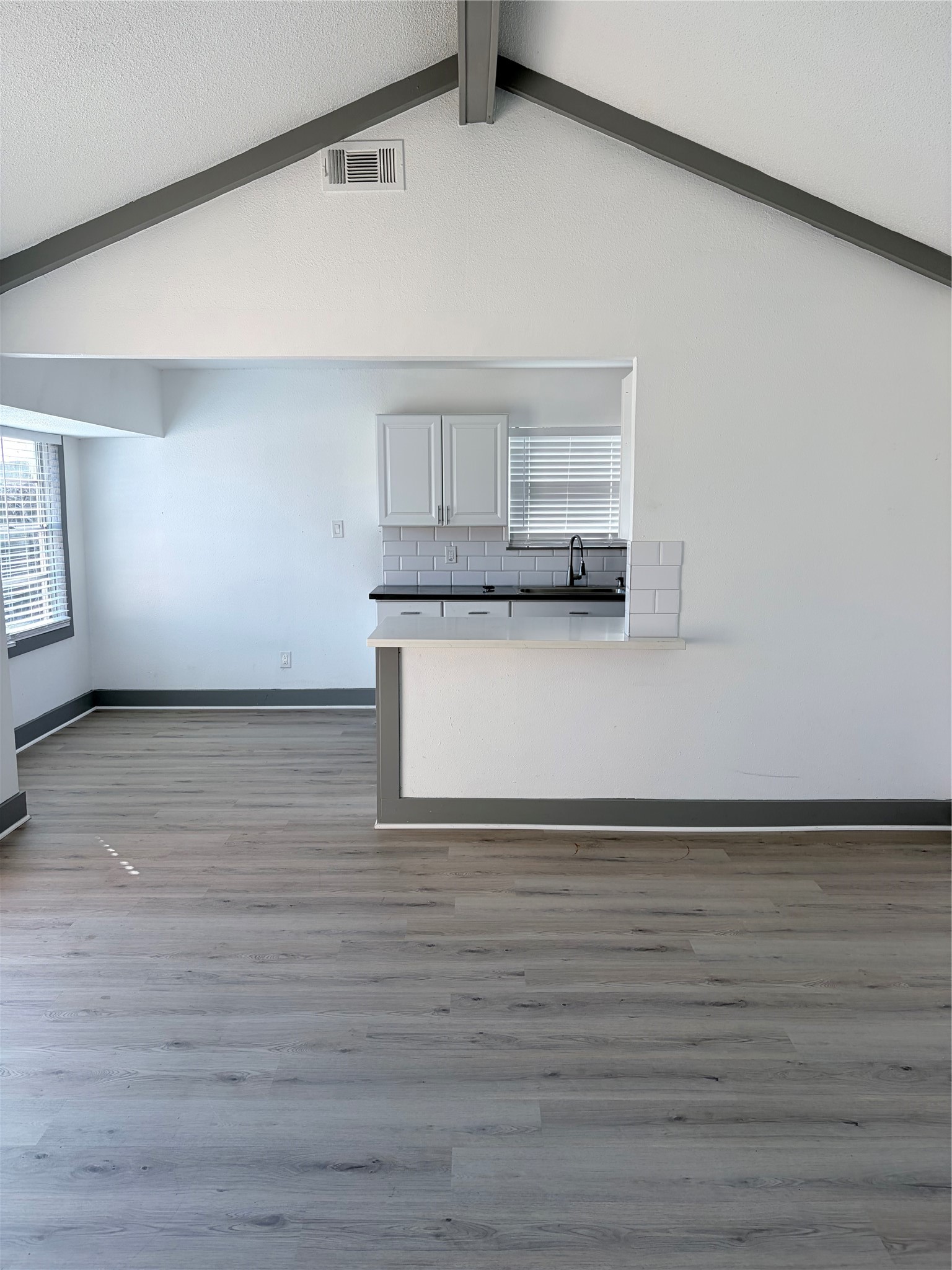 9750 Guest Street Houston, TX 77078 - Photo 12 of 27