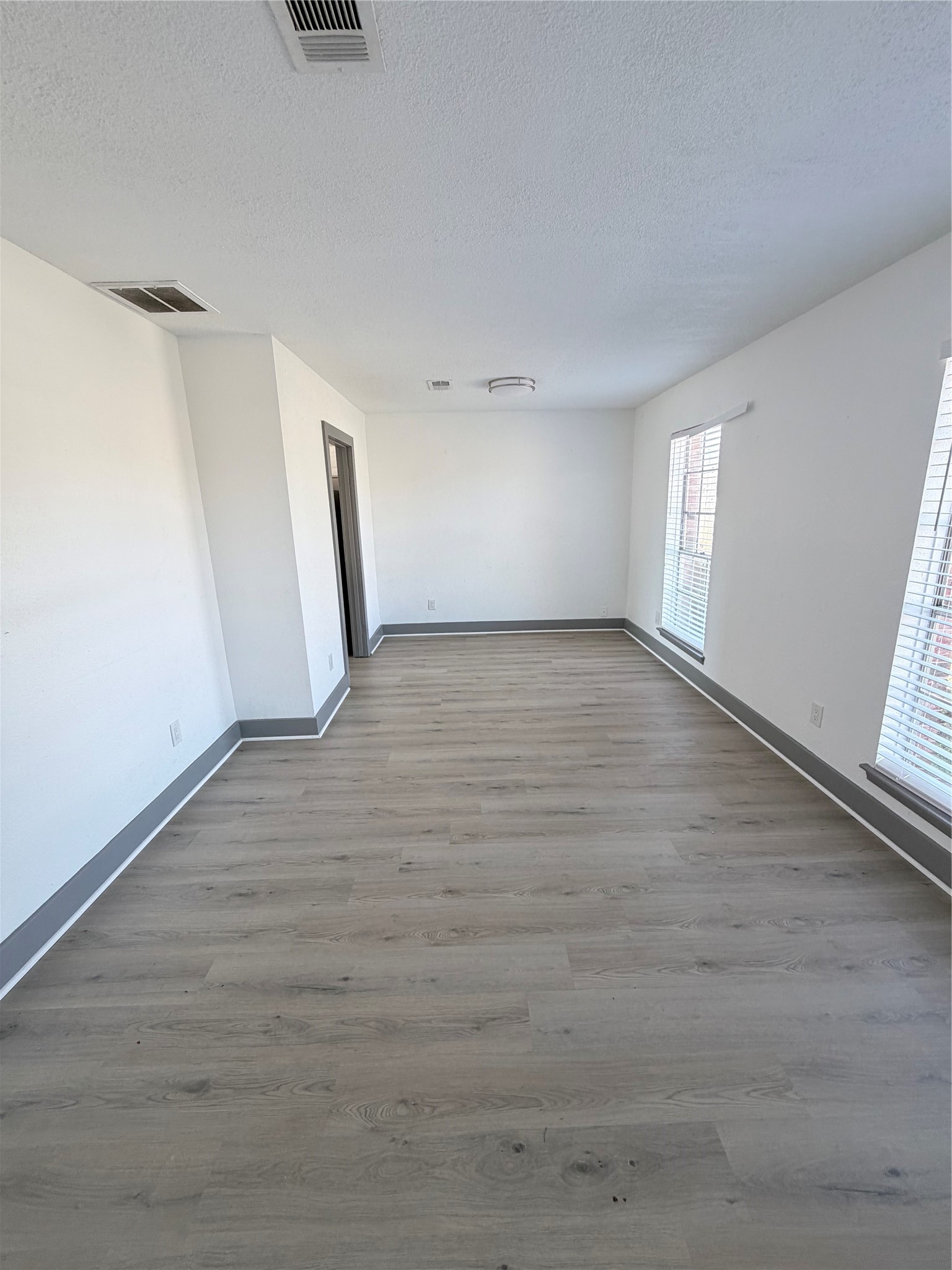 9750 Guest Street Houston, TX 77078 - Photo 14 of 27