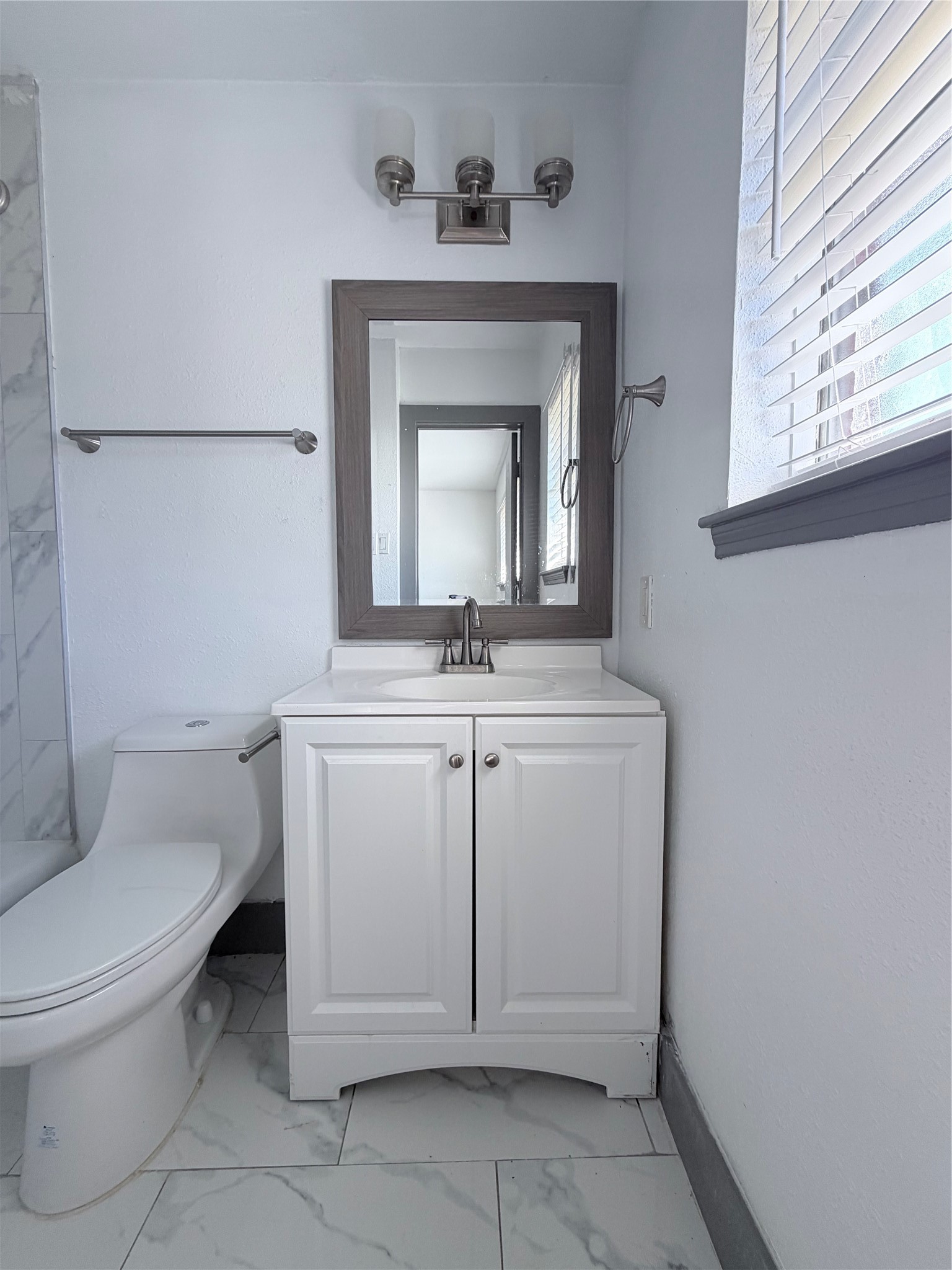 9750 Guest Street Houston, TX 77078 - Photo 17 of 27