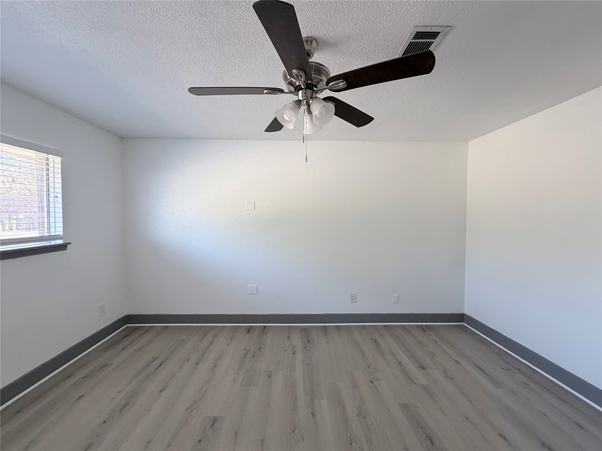 9750 Guest Street Houston, TX 77078 - Photo 20 of 27