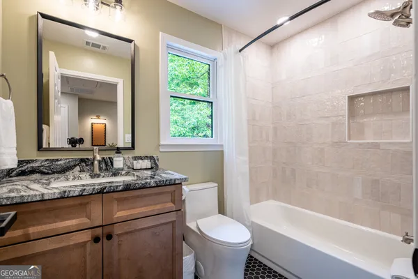 $9,664 | 19 Rock Crest Circle Southeast, Cartersville, GA 30121