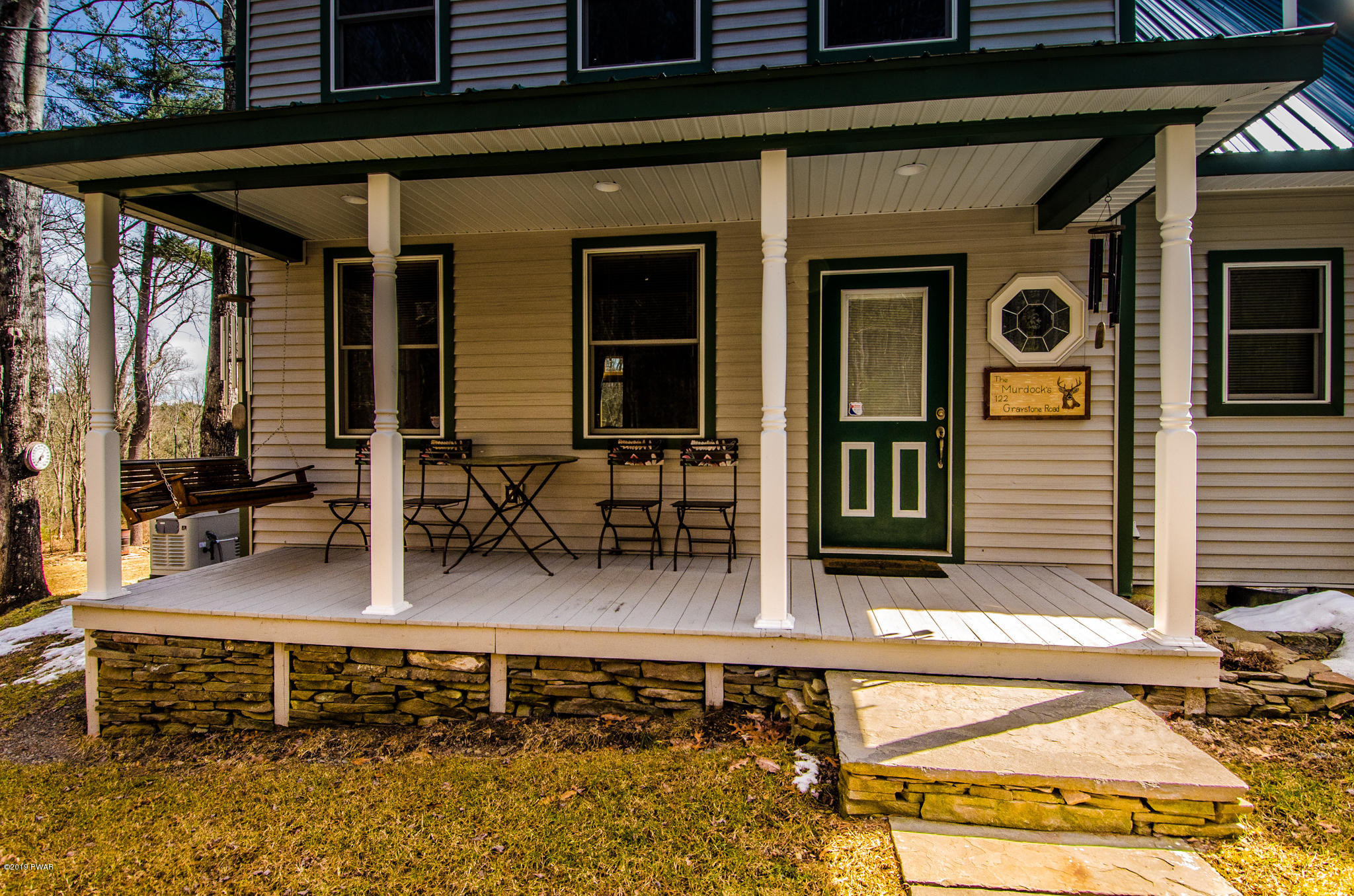 122 Graystone Road Hawley, PA 18428 - Photo 6 of 32 DSC_9363
