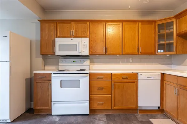 $227,500 | 2507 West 45th Avenue, Kansas City, KS 66103
